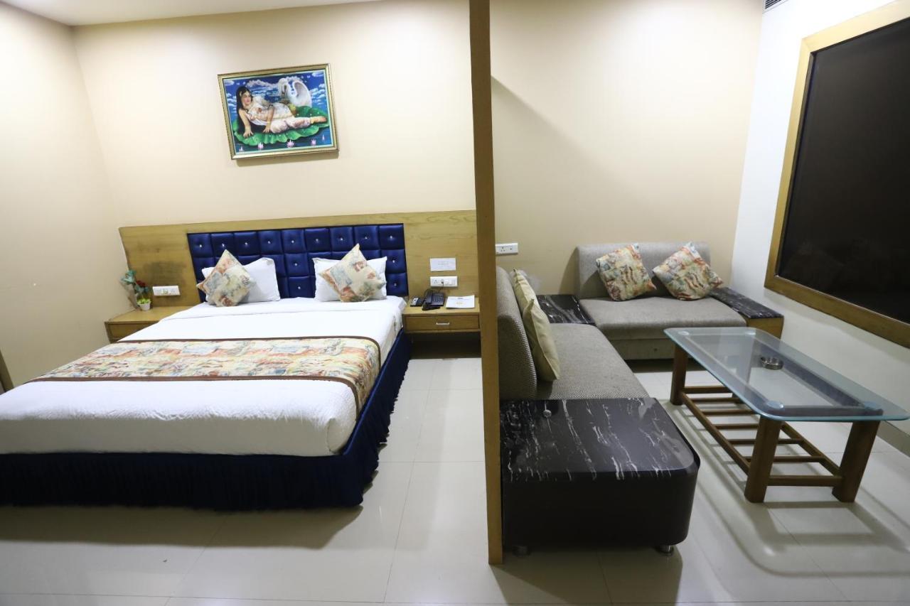 Hotel Blue Pearl Bhopal Ngoại thất bức ảnh