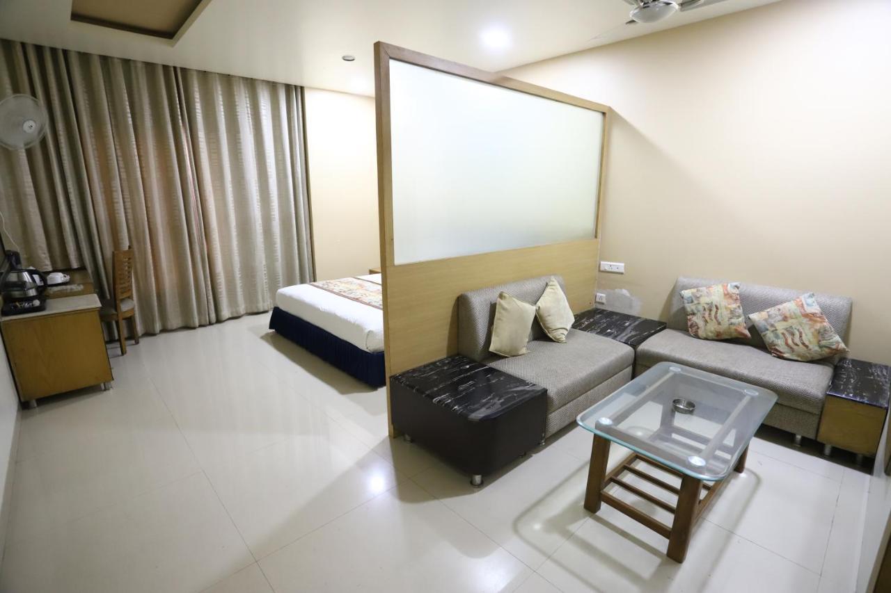 Hotel Blue Pearl Bhopal Ngoại thất bức ảnh