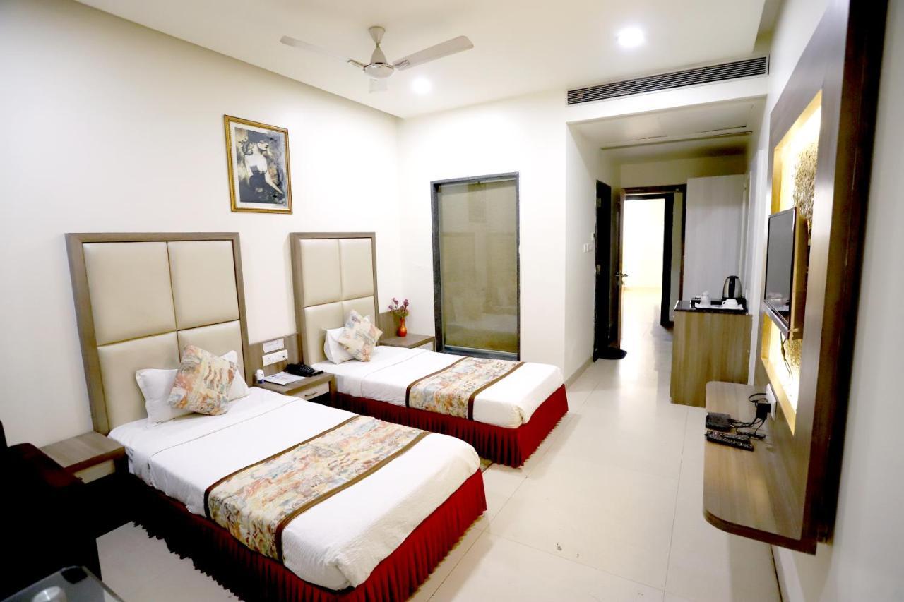 Hotel Blue Pearl Bhopal Ngoại thất bức ảnh