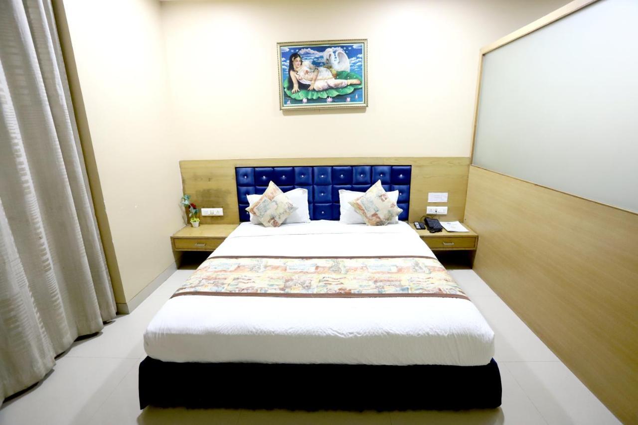 Hotel Blue Pearl Bhopal Ngoại thất bức ảnh