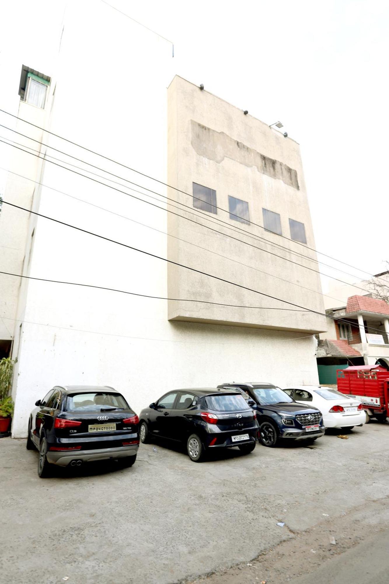 Hotel Blue Pearl Bhopal Ngoại thất bức ảnh